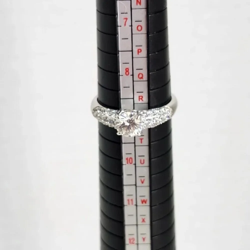 1.0 ct moissanite ring